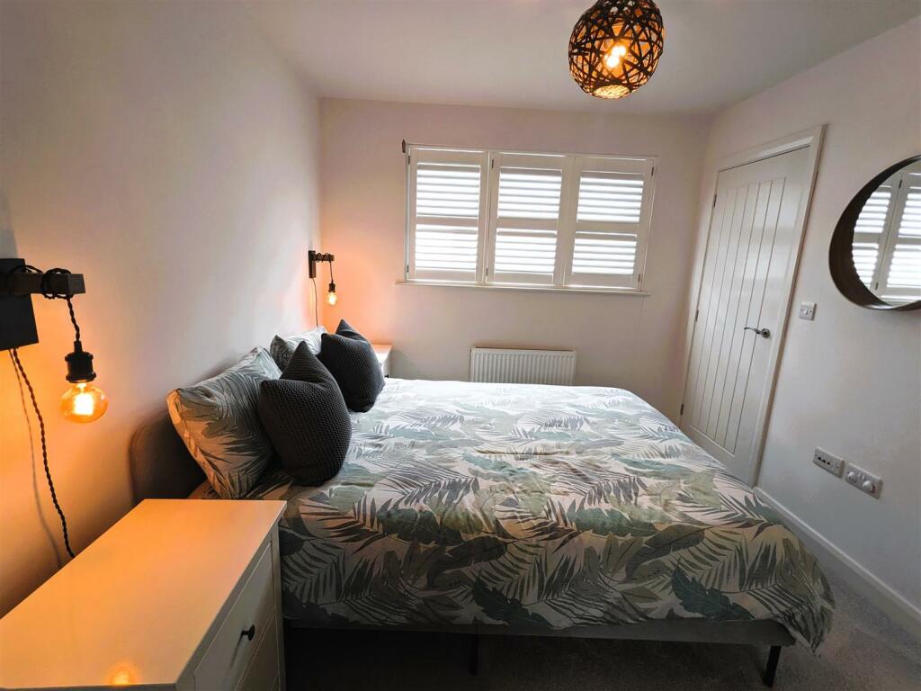 Second Ensuite Bedroom