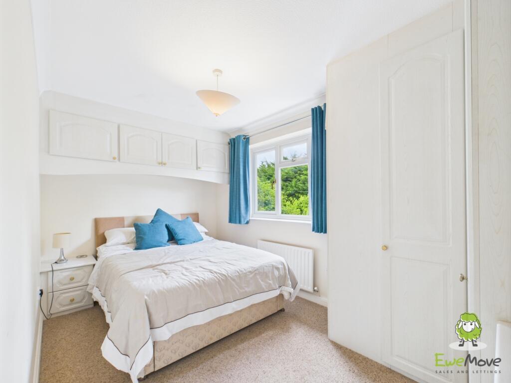 CAM03778G0-PR0261-STILL022