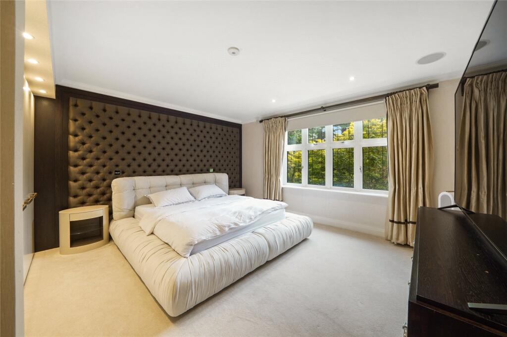 Principal Bedroom