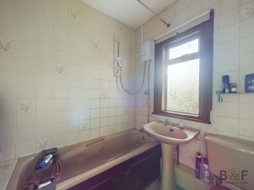 CAM01872G0-PR0238-STILL008.jpg