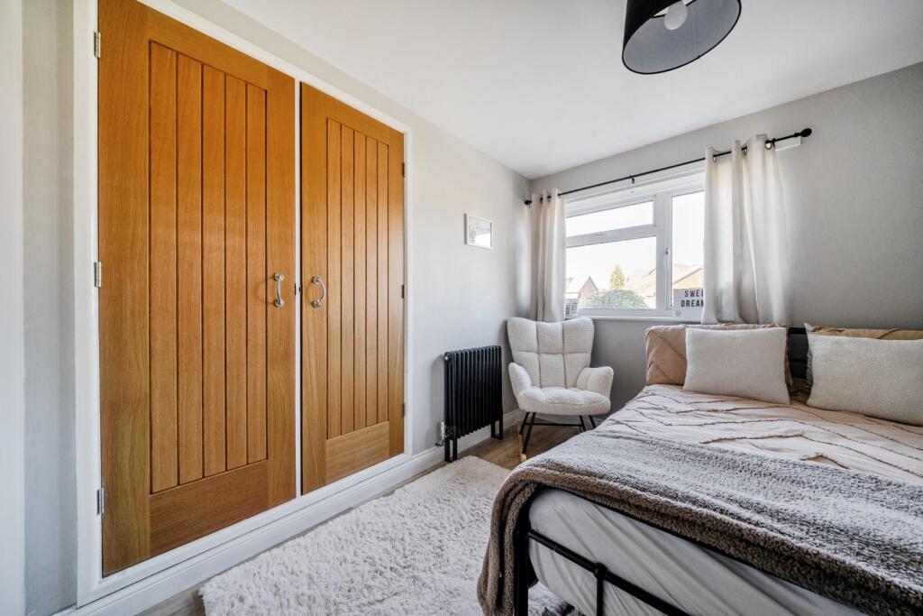 Bedroom Two wardrobes.jpg