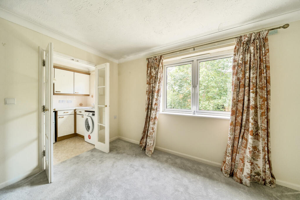 1343912-6-68a6d57...