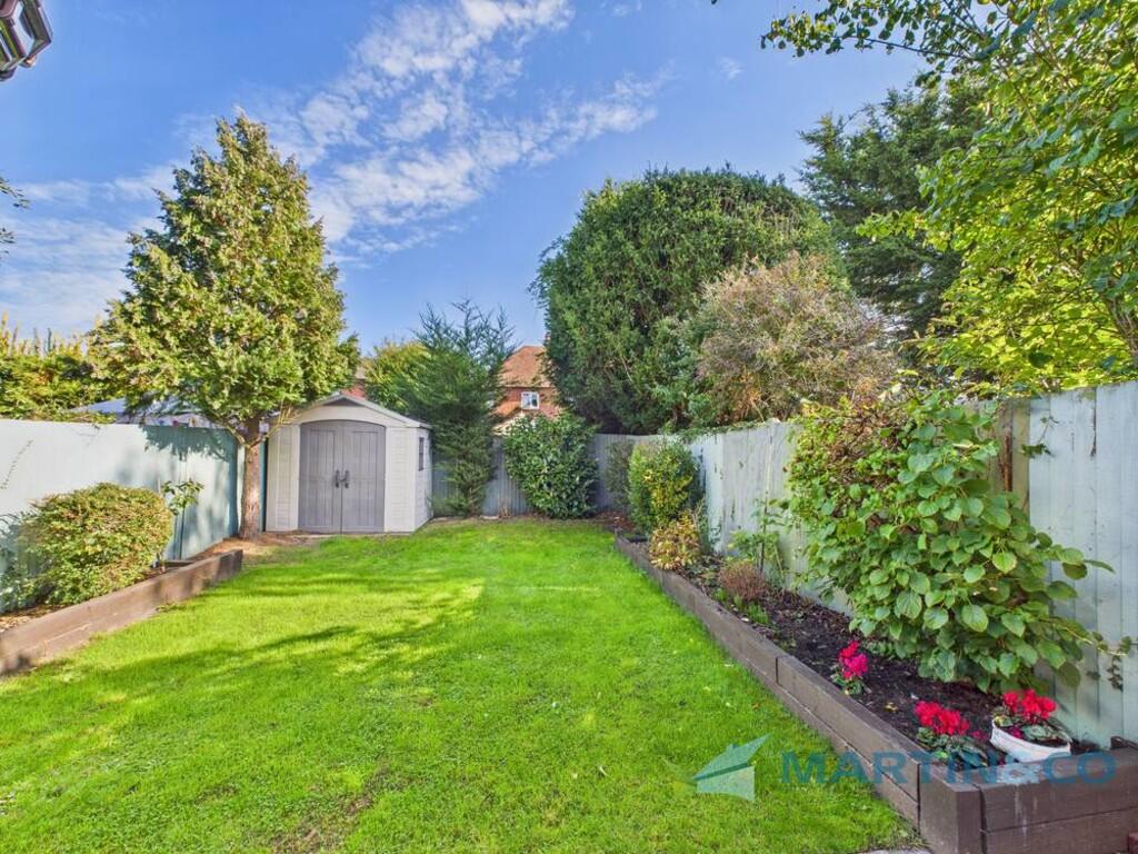 CAM02145G0-PR0077...