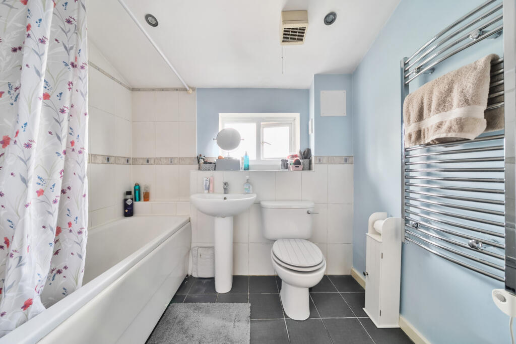 1327633-13-687dff...