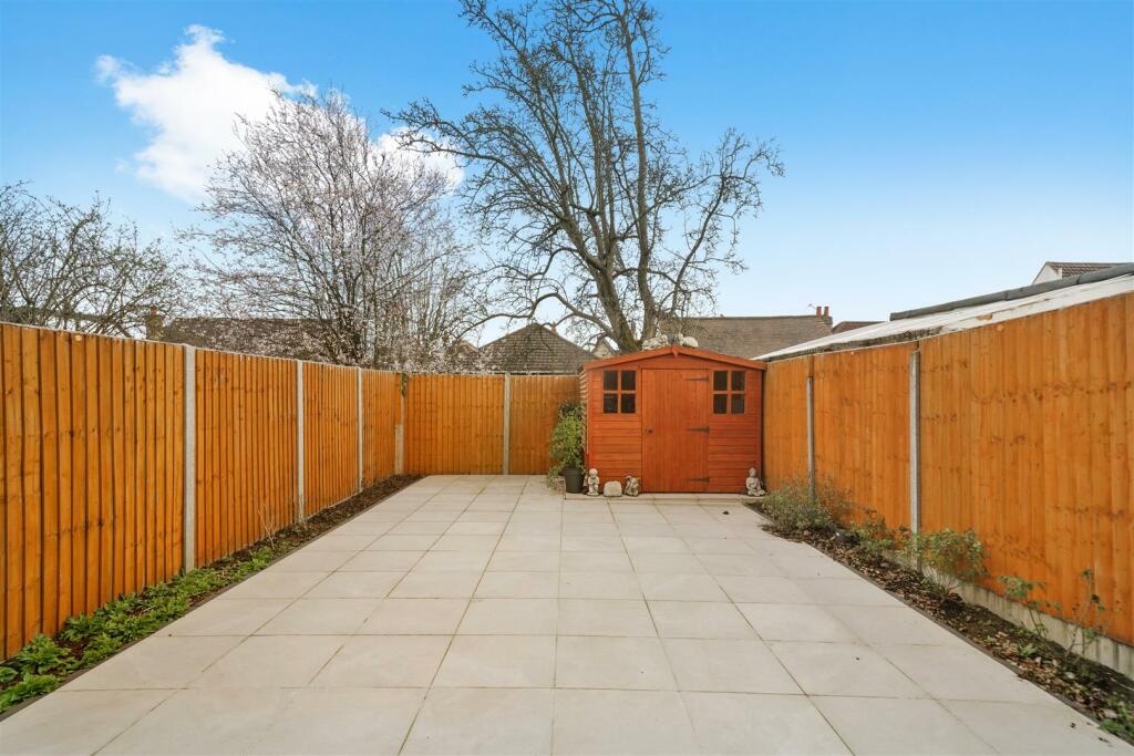 18 Eton Avenue - 1FNF2u0gPkg4aB98kM49.jpg