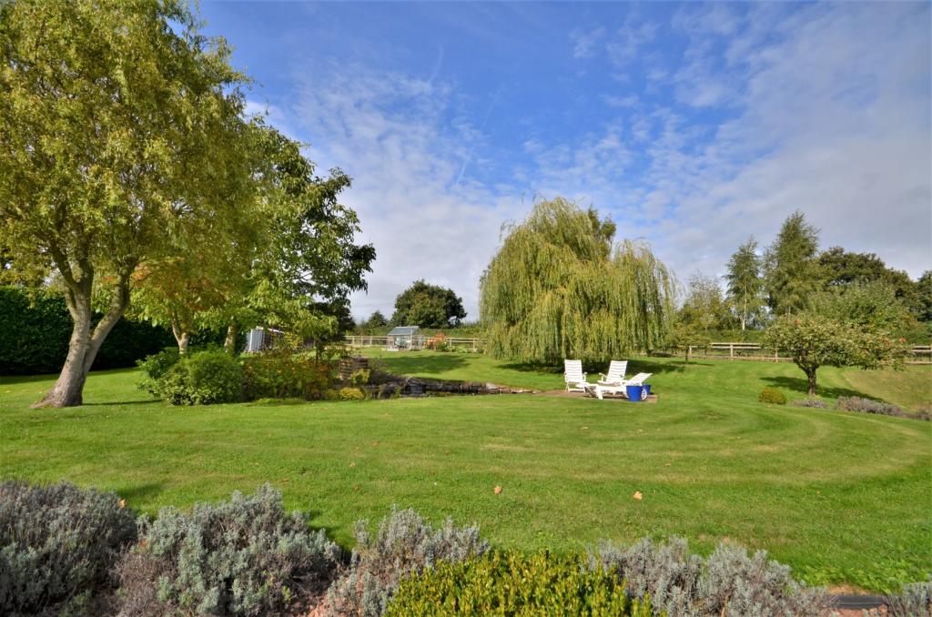 Seddons - Crediton