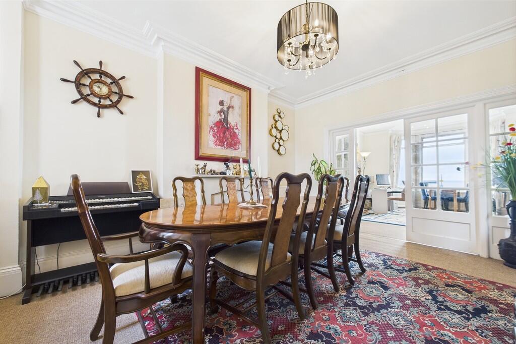 CAM01085G0-PR0553...