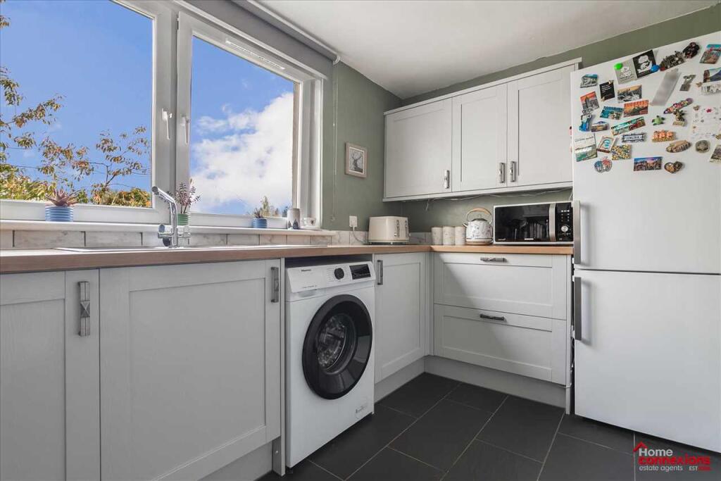 Kitchen (2)