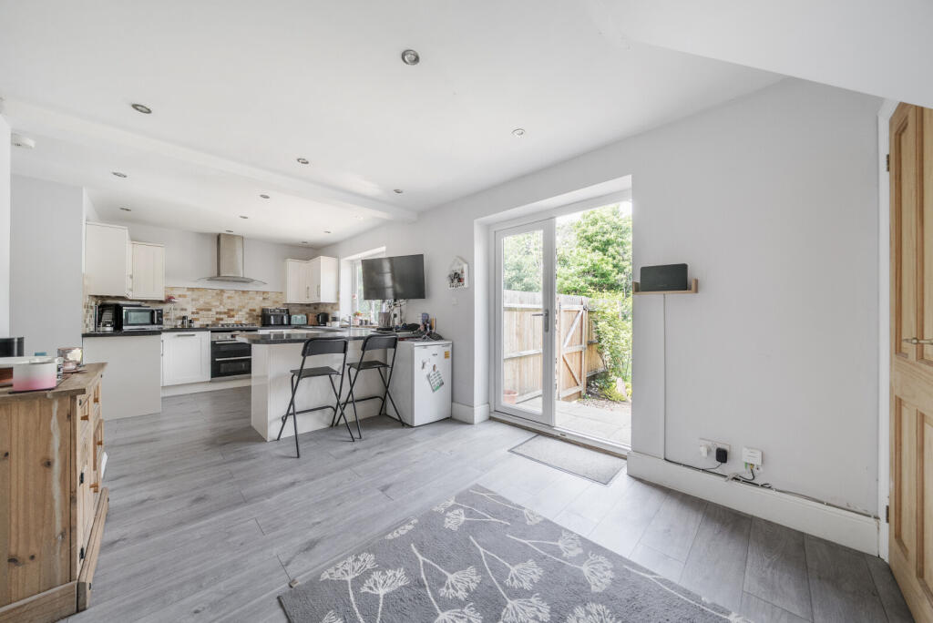 1310198-21-685182...