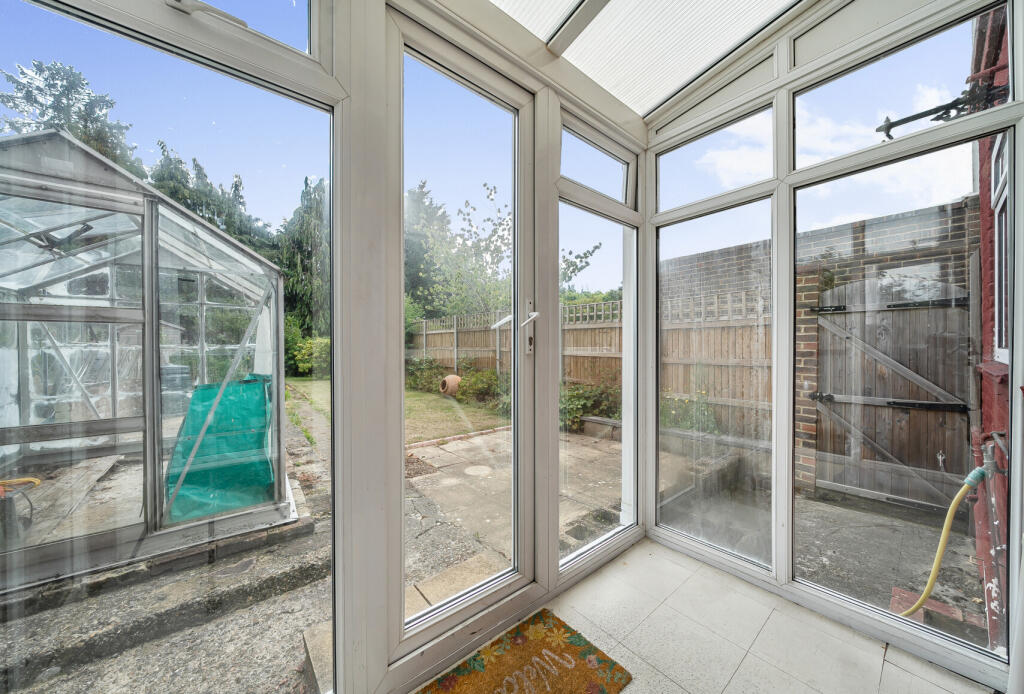 1330820-9-68879e3...