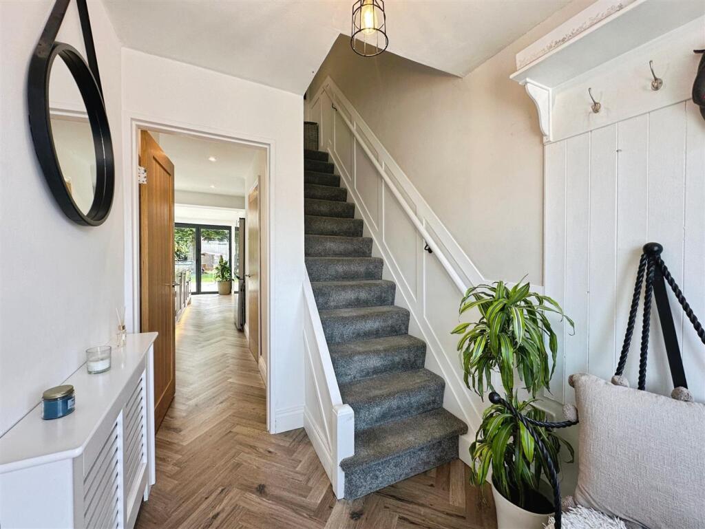 acbaa62a--4E1F-93C9-54BD3A8A7A6F-61268-000013EA984