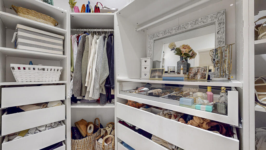 57-print-4 Kelvin...