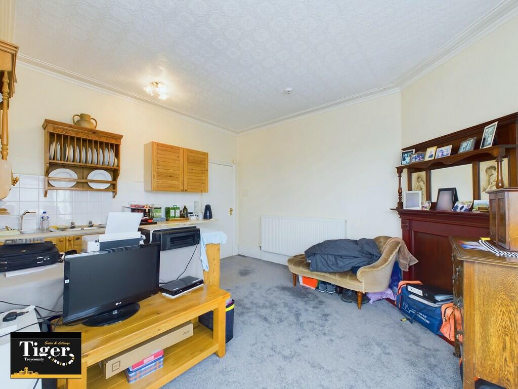 CAM03440G0-PR0024...