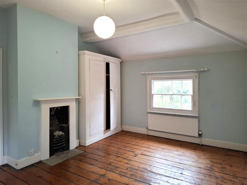 ABedroom.jpg