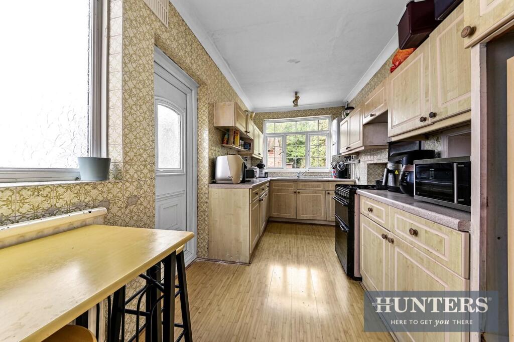 MANOR DRIVE 8 (16 FROM 30)-16.jpg