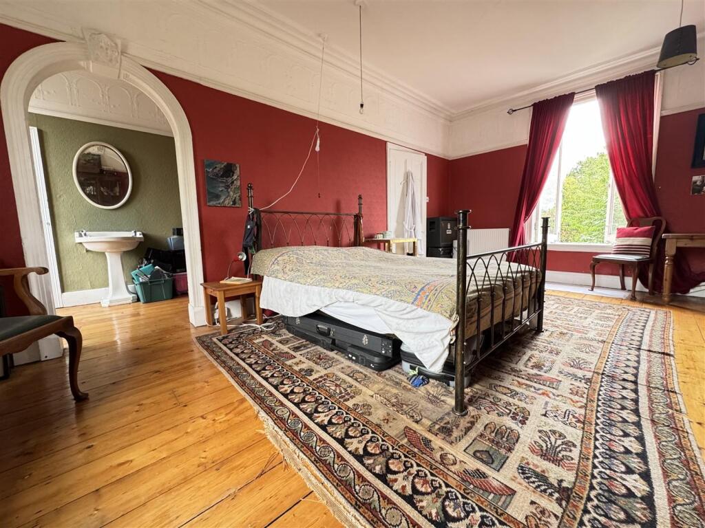 IMG_0714 (Large).JPG