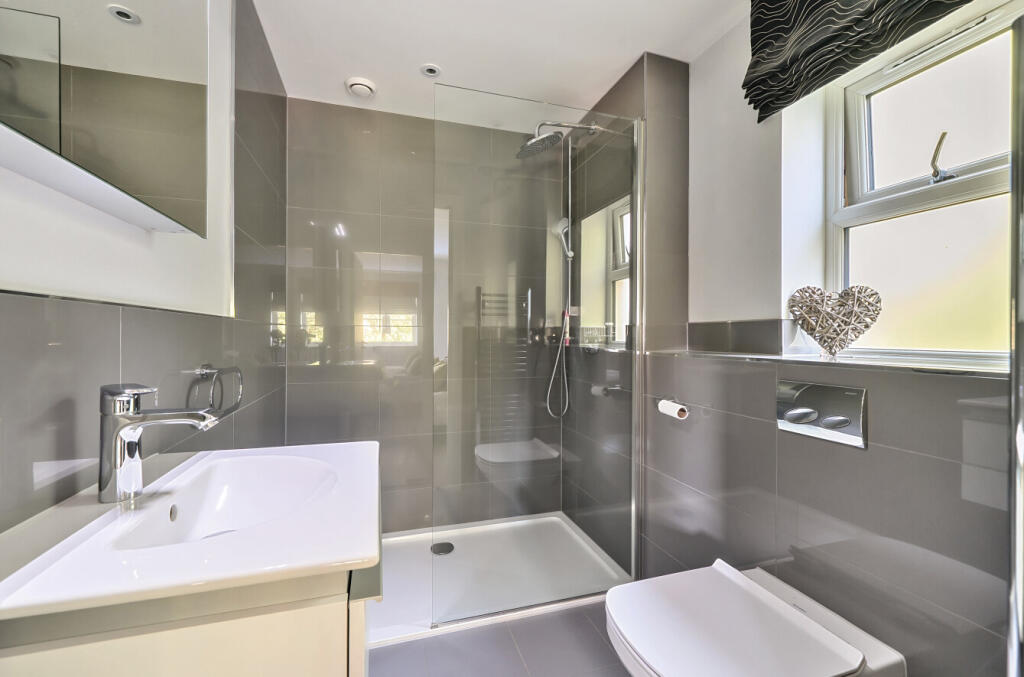 1333619-7-6893175...