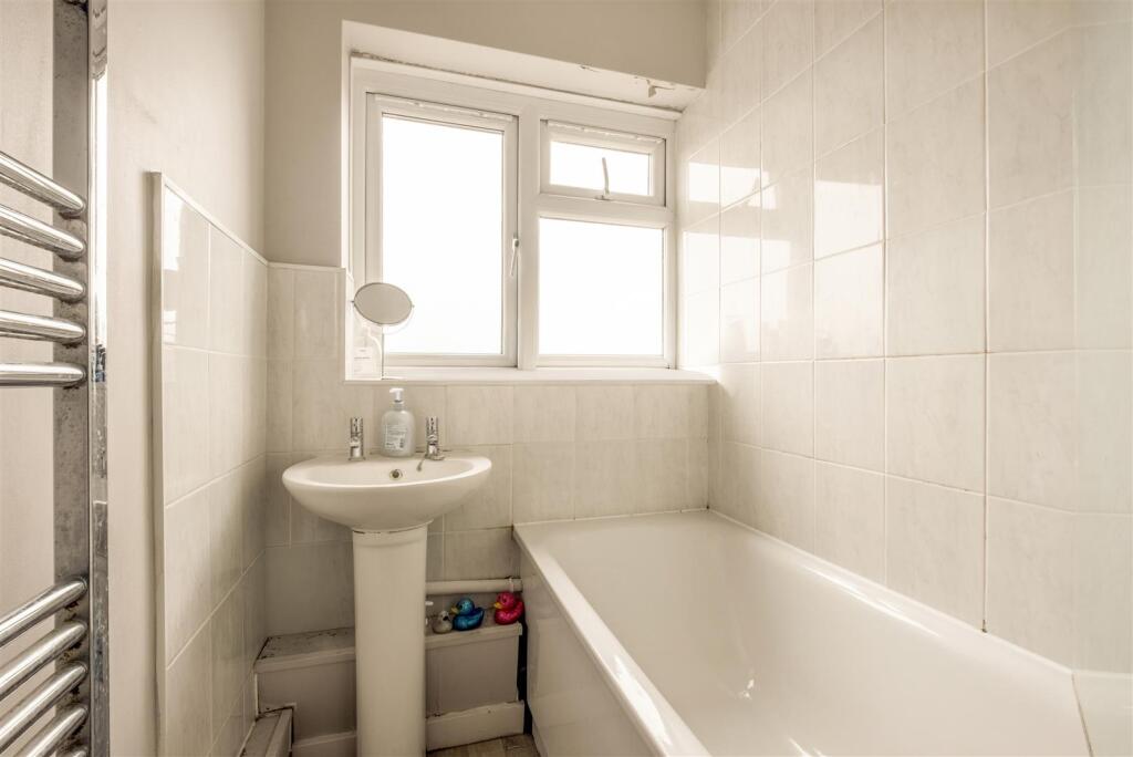 Flat 27, Palmeira House -4.jpg
