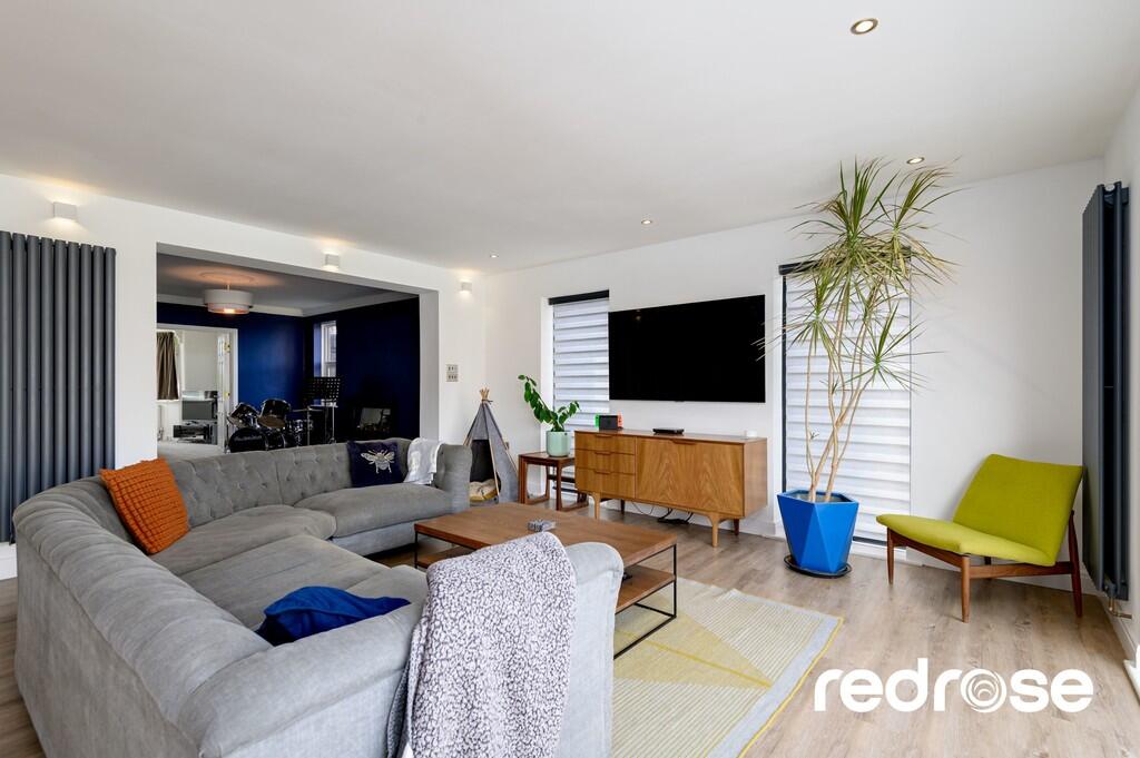 web_338 Croston R...