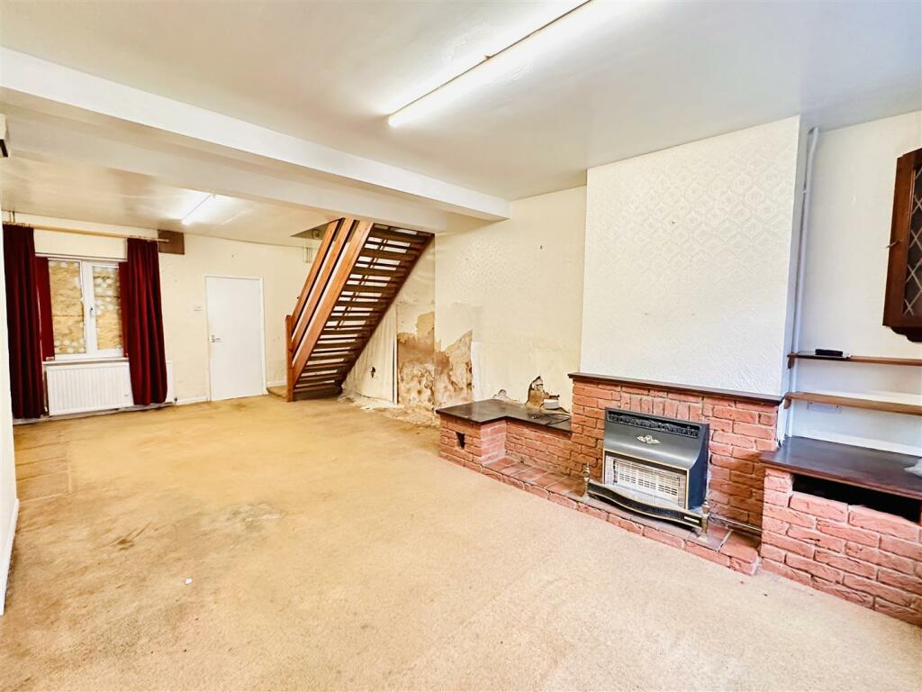 Living Room/Diner