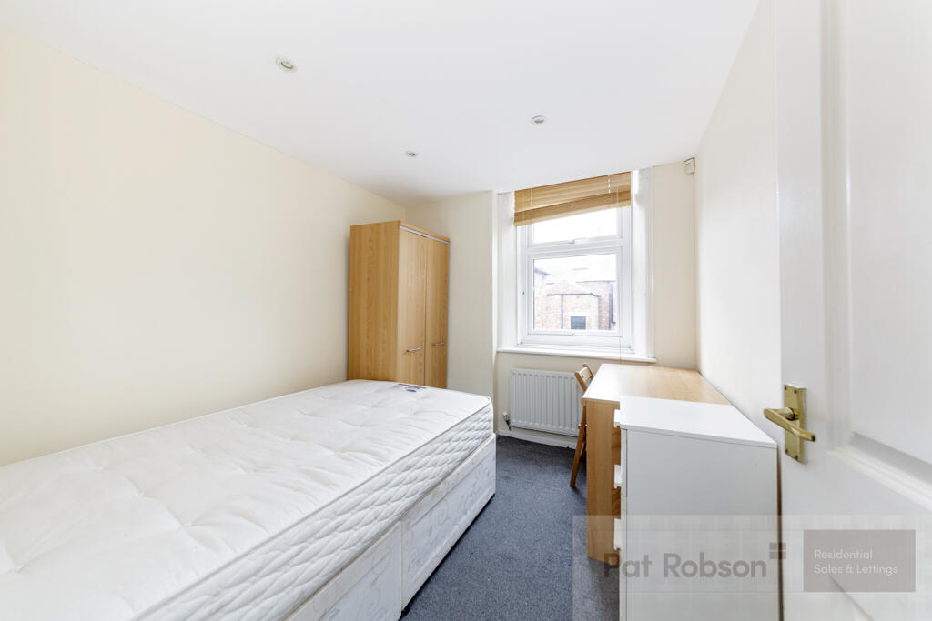 41 tavistock road411