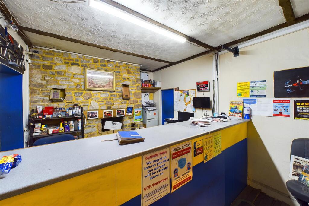 3 - 5 Hinton Road, Greenbank, Bristol BS5 6HA |Fre