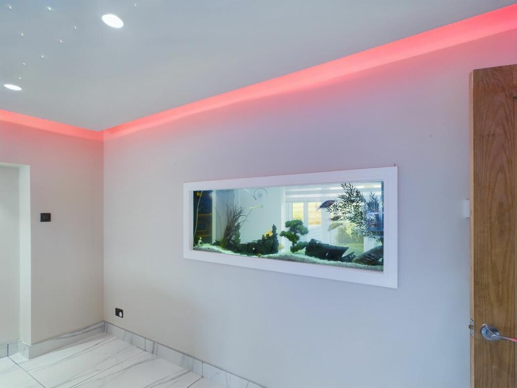 Lounge/Living Room
