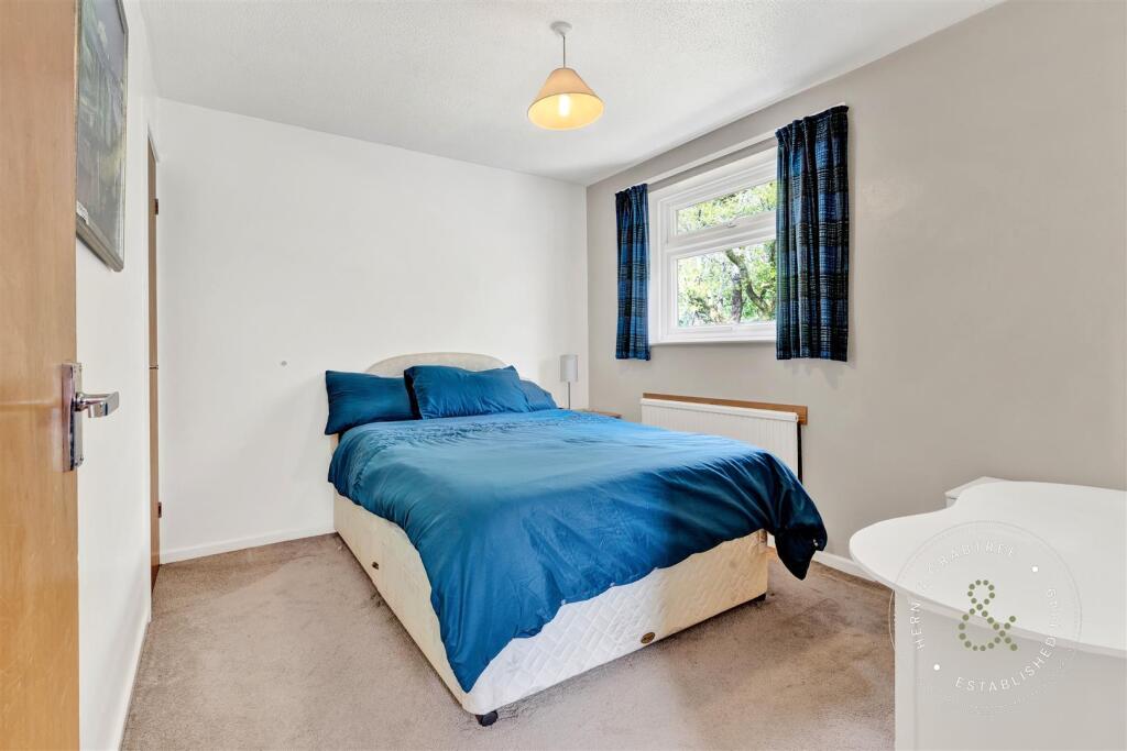 Rhiwr ddar, hern crabtree (14).jpg