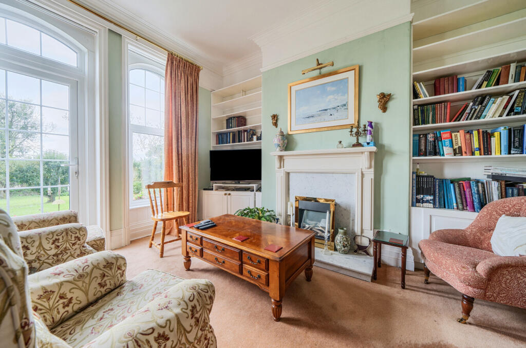 1360377-8-68dac8f...