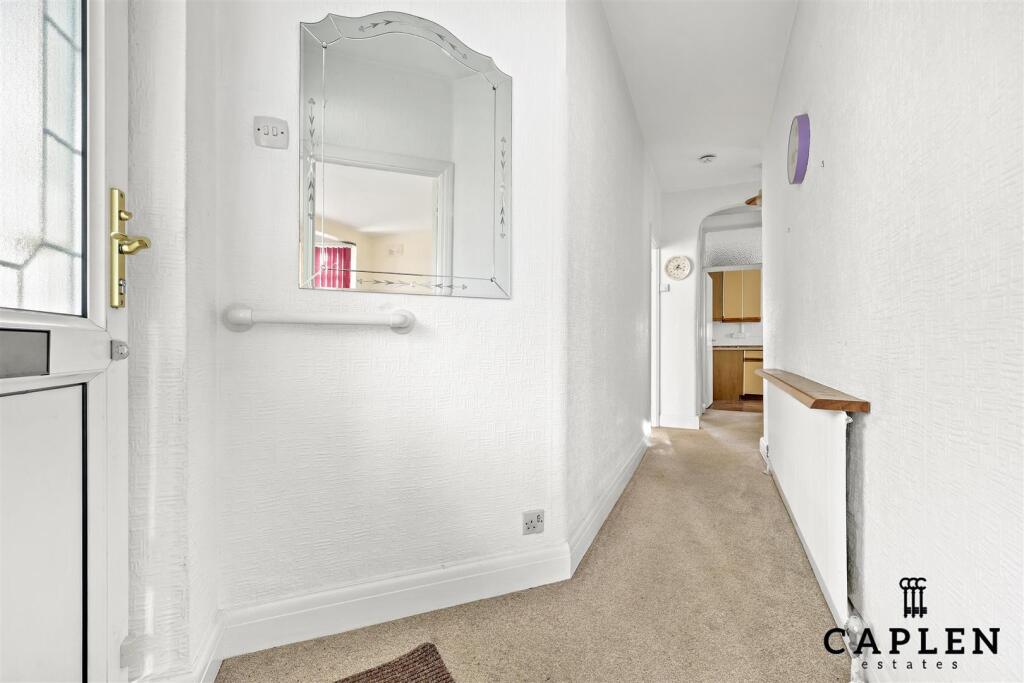 Kensington Drive, Woodford Green