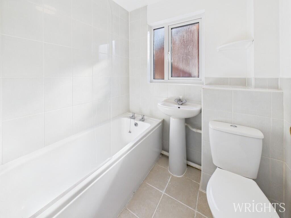 CAM02796G0-PR0471...