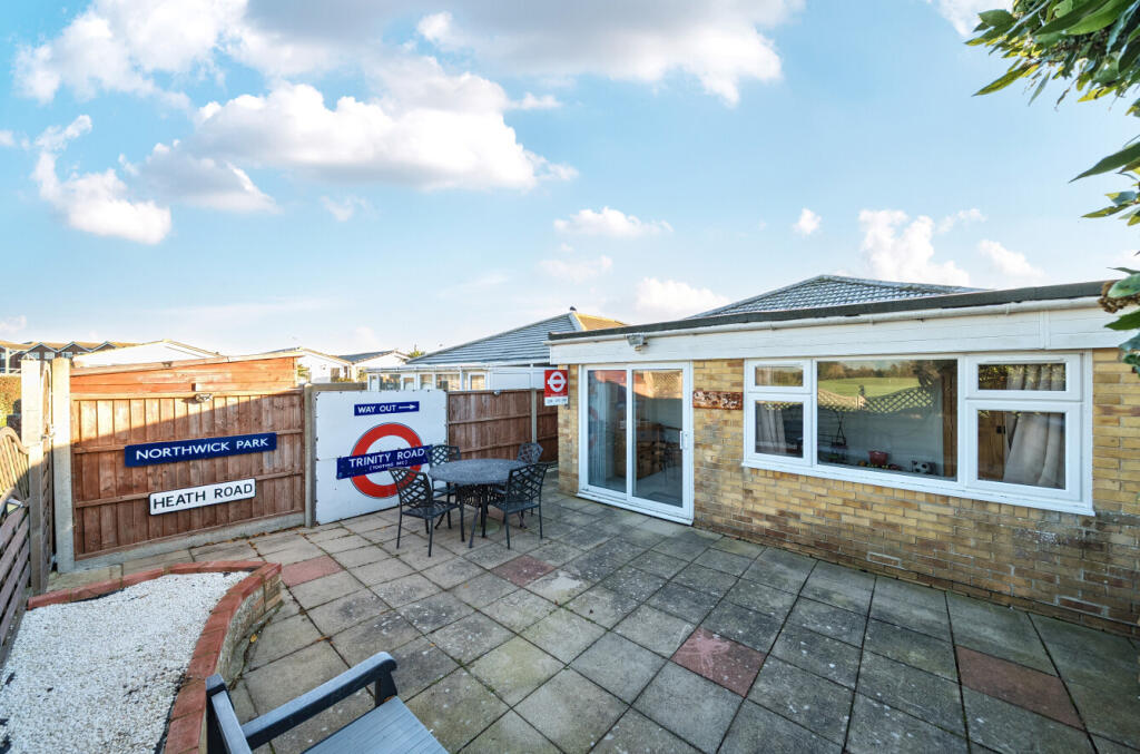 1382877-18-69203b...