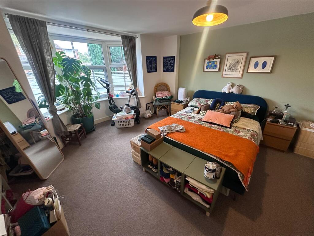 bedroom (2).jpeg