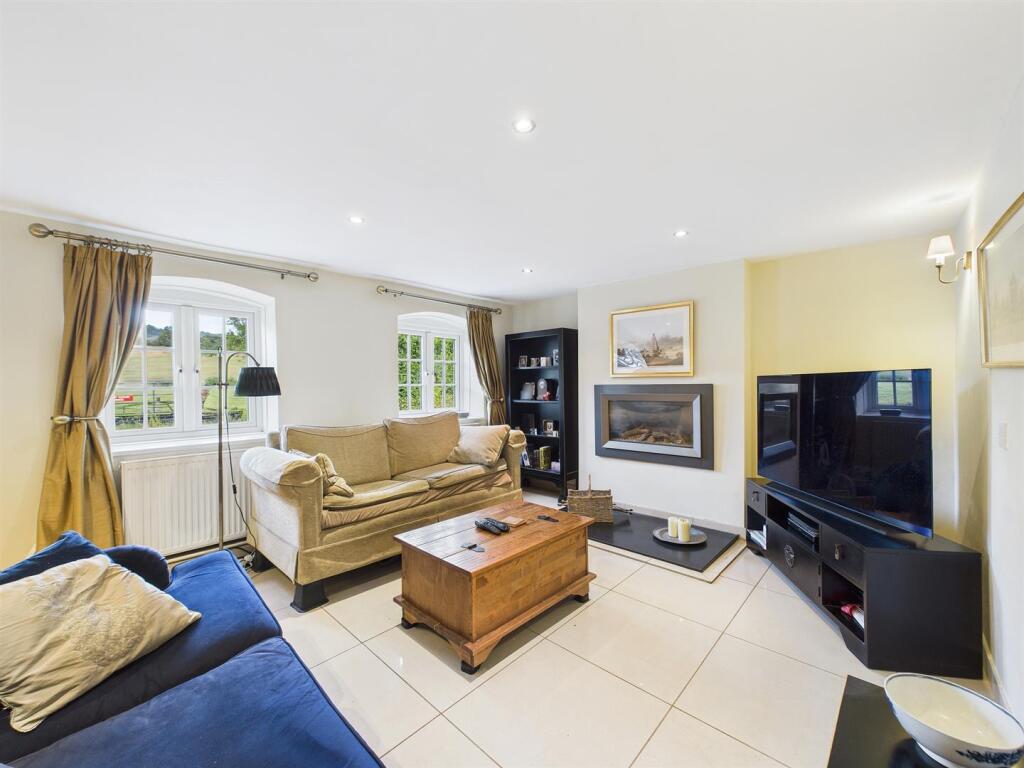 5 - Detached Period Property for Auction, Swinefor