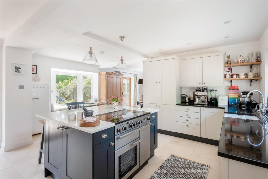 Apple Cottage-1621-4.jpg