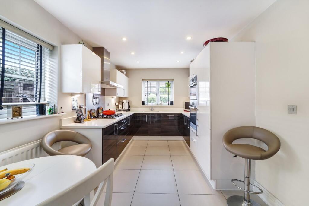 MAGNOLIA DRIVE (5).jpg