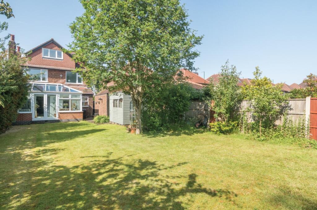 1303703-1-684b42ebb7f6c-ARW