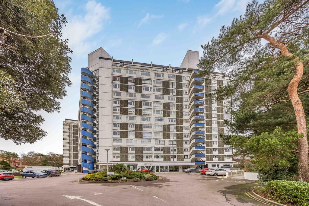 102 Admirals Walk...