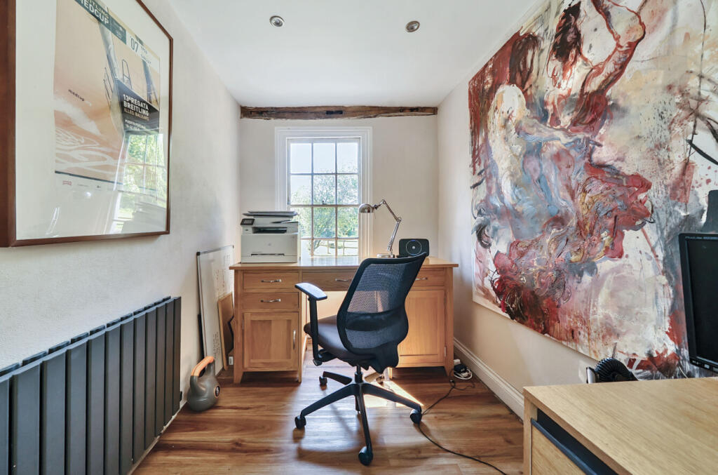 1309916-6-685321b...