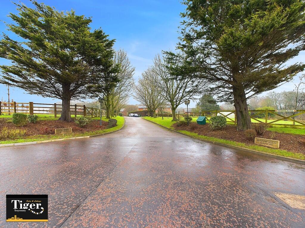 CAM03440G0-PR0242...