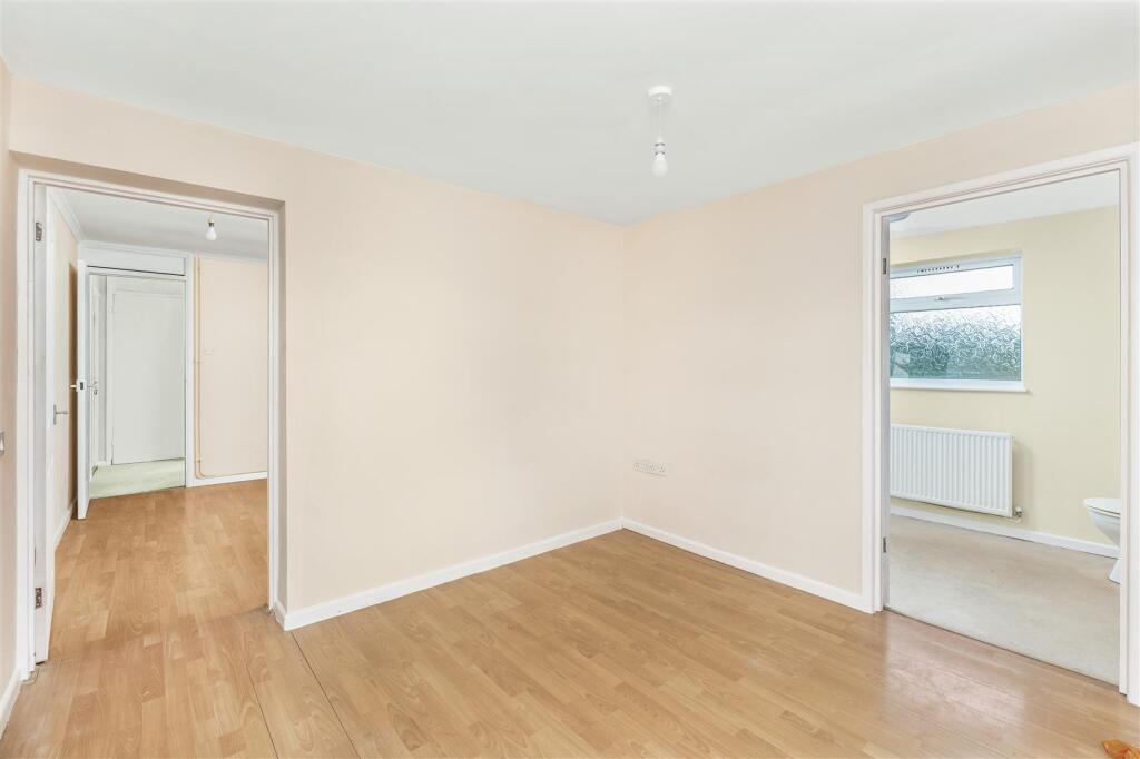 4 Hereford Way, Banbury-17.jpg