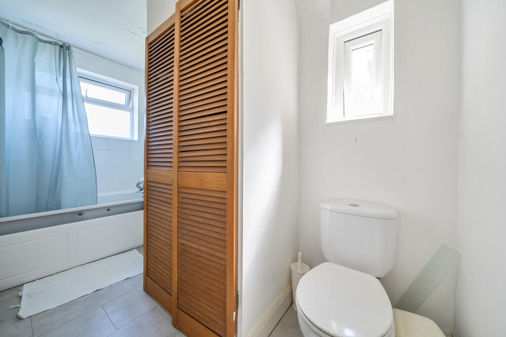 1320833-5-686d42a...