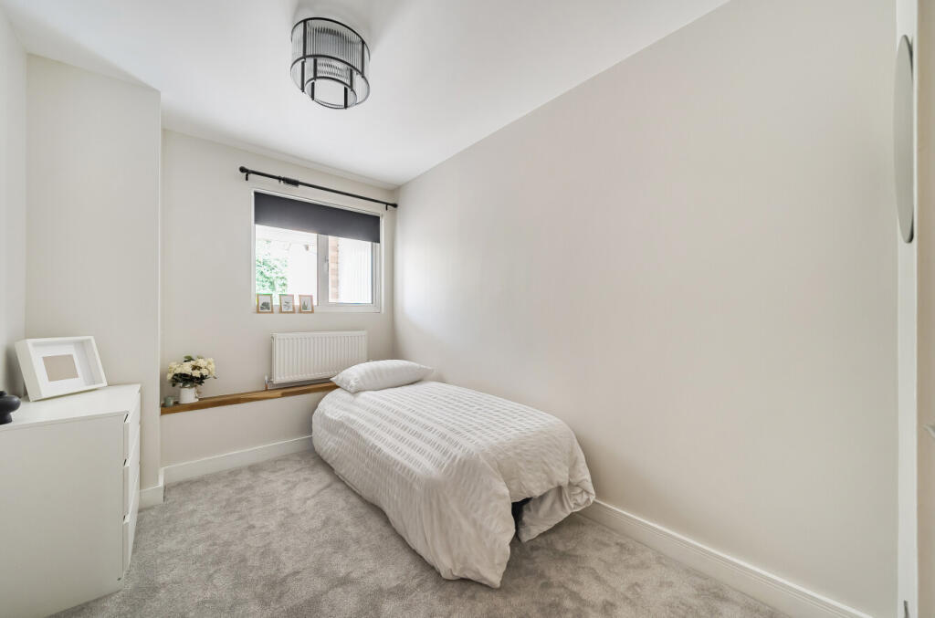 1333511-13-688b71...