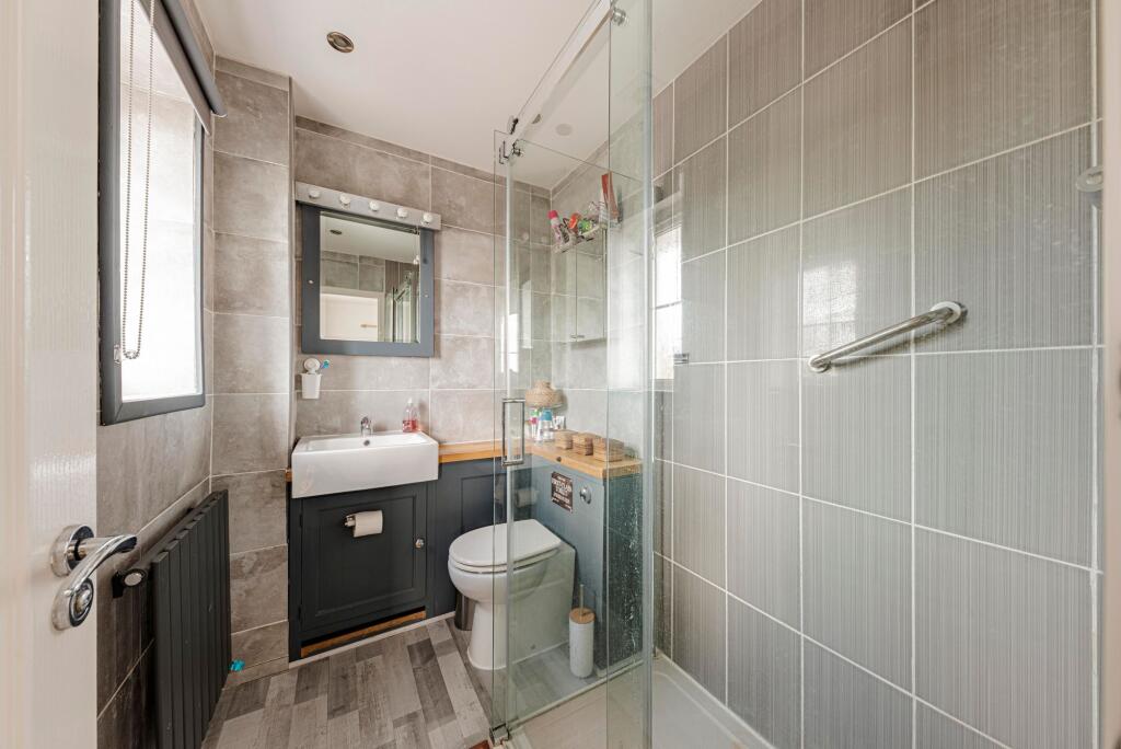 En-Suite (1)