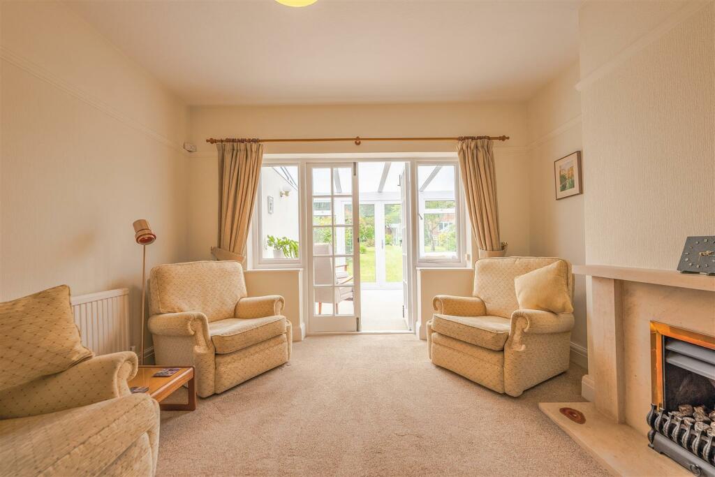 30 Longdale Lane-20.jpg