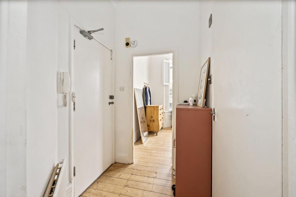 Granville Road, 6, Flat A-004.JPG