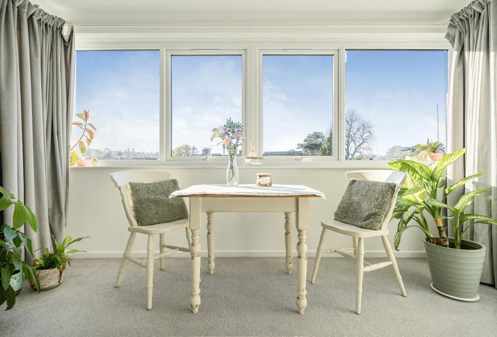 1380477-15-691b03...