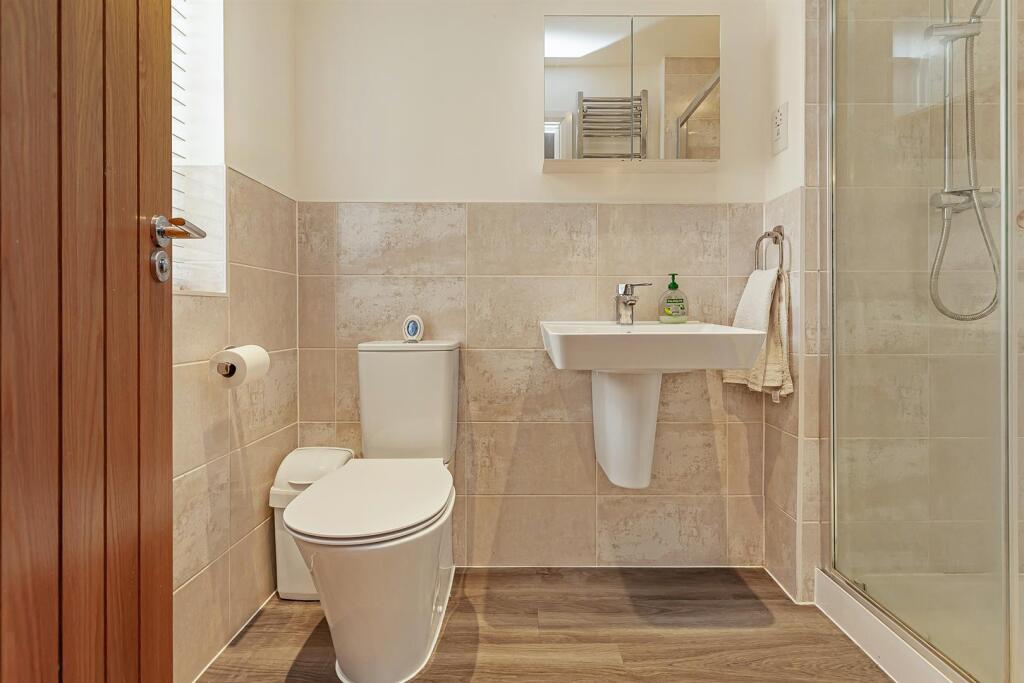 Master Bedroom - Ensuite Shower Room.jpg