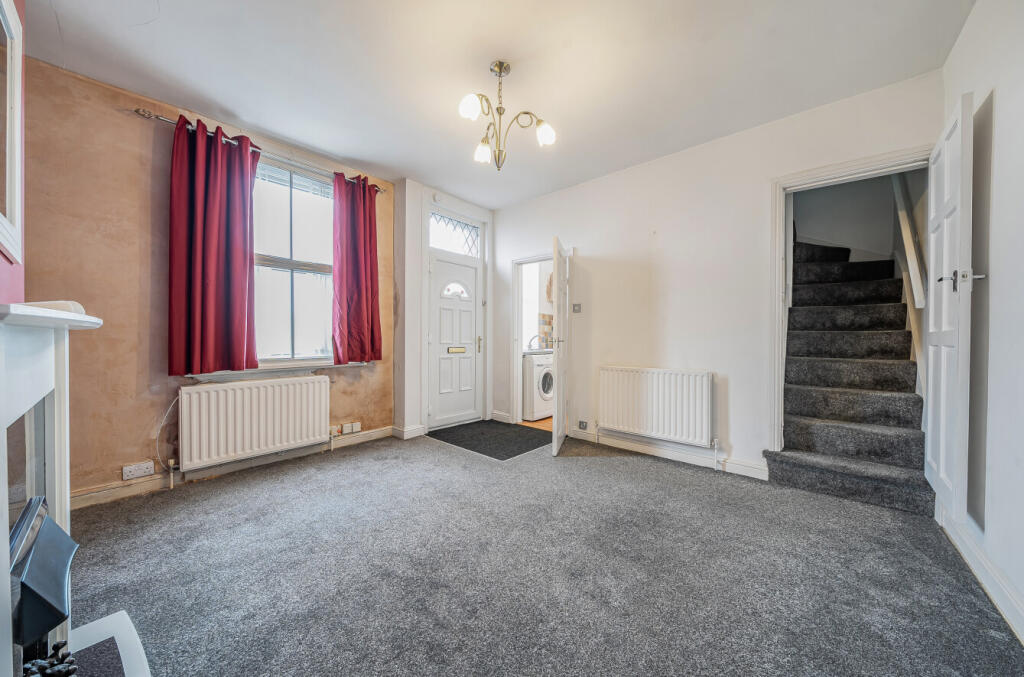 1304354-2-683f2b6...