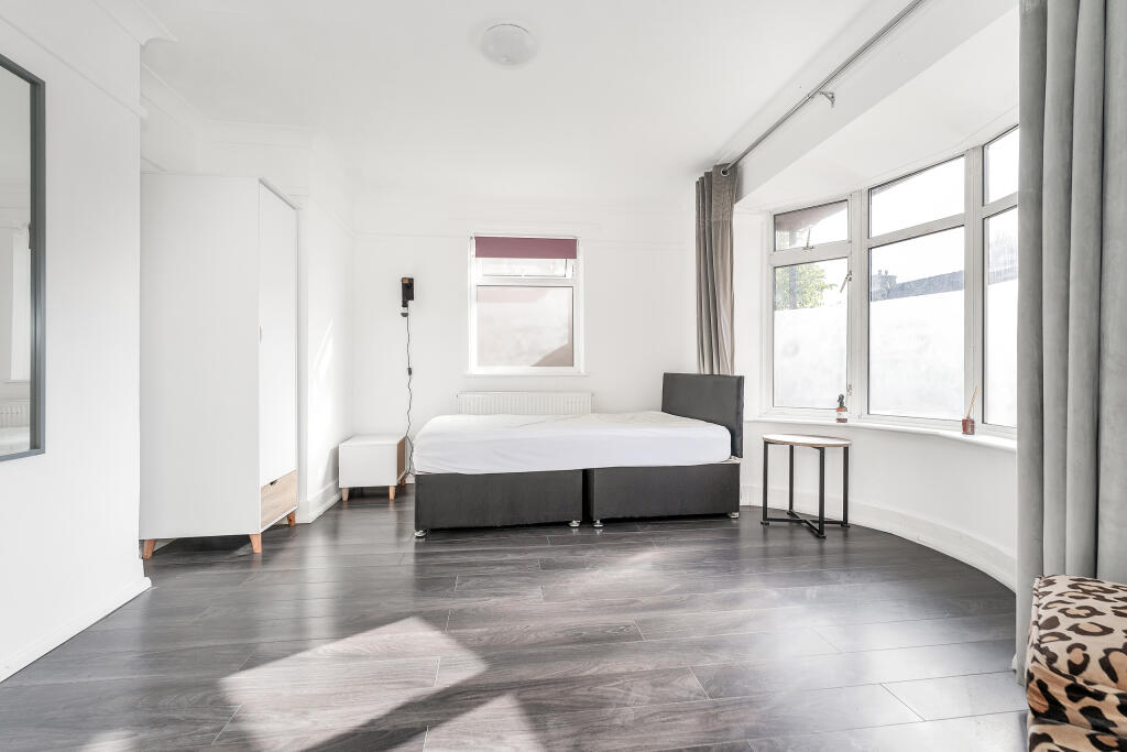 57 Hartington Grove.JPG